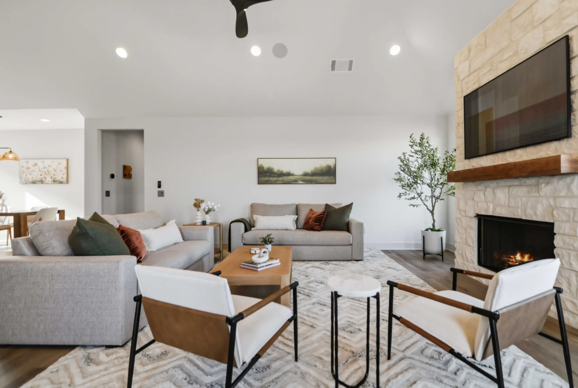 Peachstone interior 2