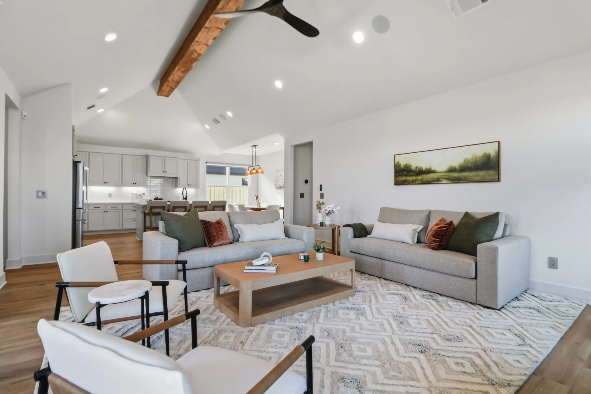 Peachstone interior 5