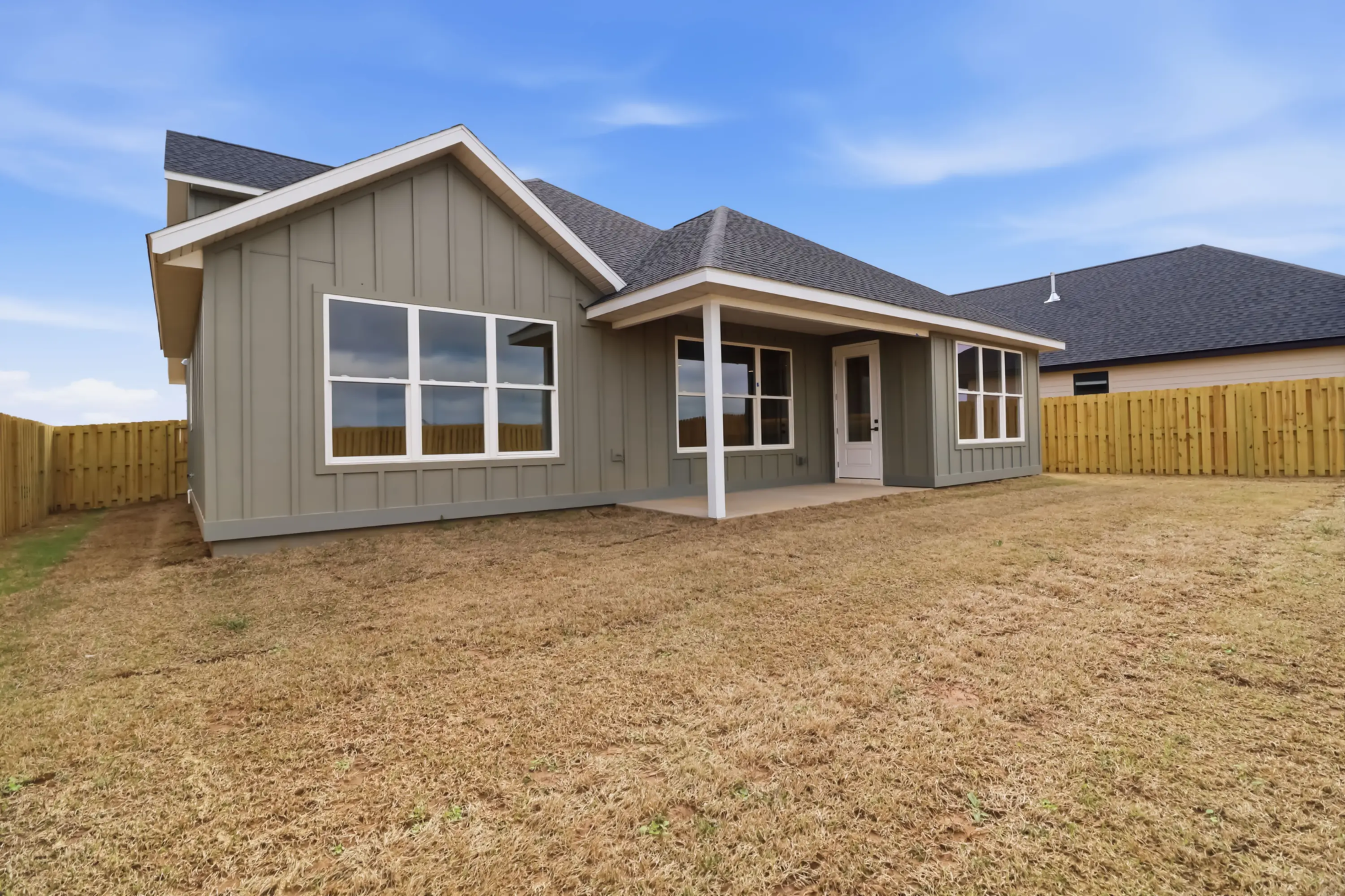 Starlight exterior view 3