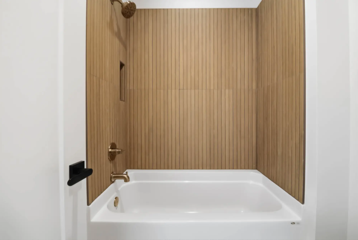 Starlight interior 18