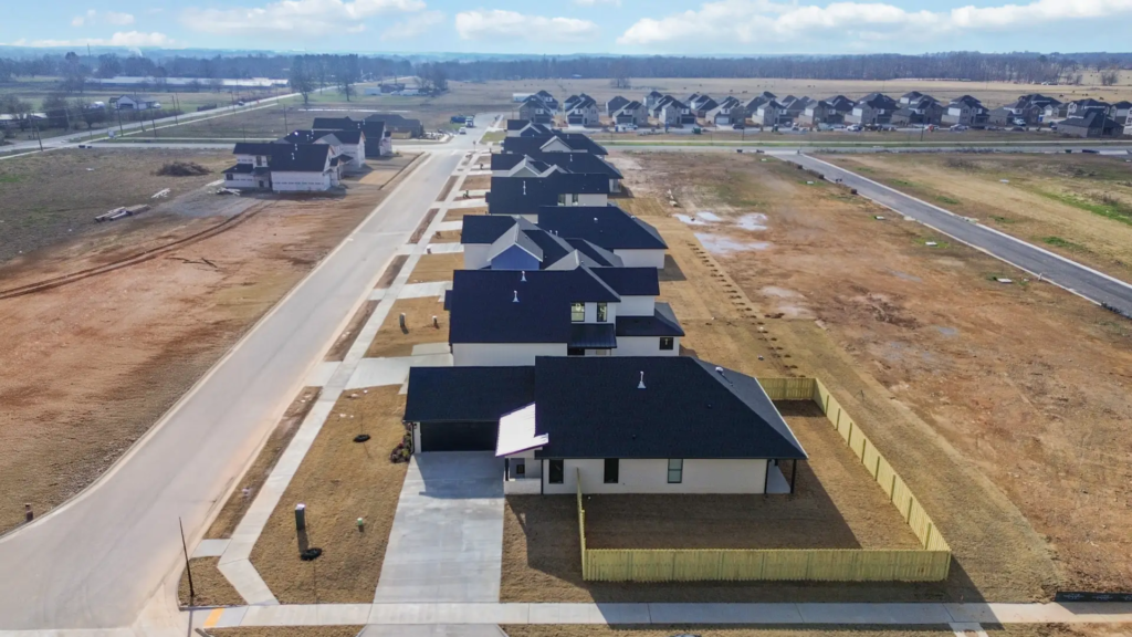 Areal View Huber Place