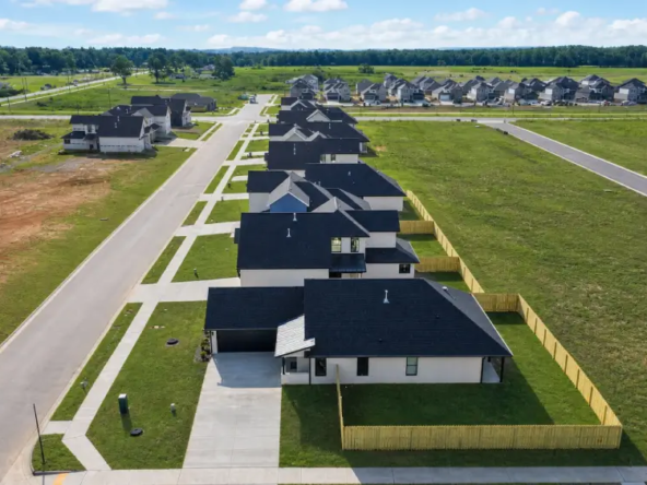New construction homes in Centerton Arkansas neighborhood